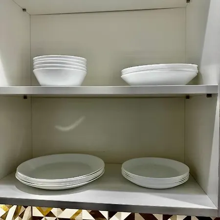 5 Air Condition Wifi 75'tv Netflix Hbo Appletv *