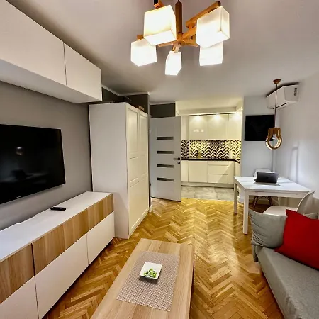 5 Air Condition Wifi 75'tv Netflix Hbo Appletv Apartment *