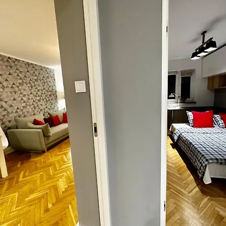 5 Air Condition Wifi 75'tv Netflix Hbo Appletv * Varšava