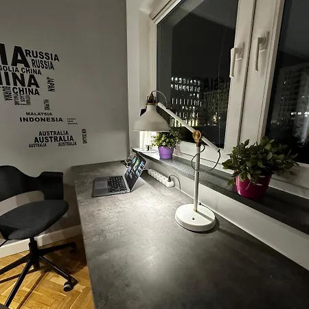 5 Air Condition Wifi 75'tv Netflix Hbo Appletv Varšava