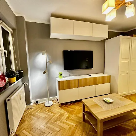 5 Air Condition Wifi 75'tv Netflix Hbo Appletv